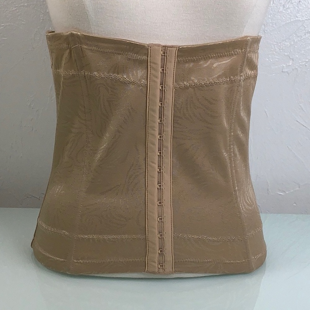 Maidenform Shapewear Waist Clincher Corset boned Nude size Large EUC